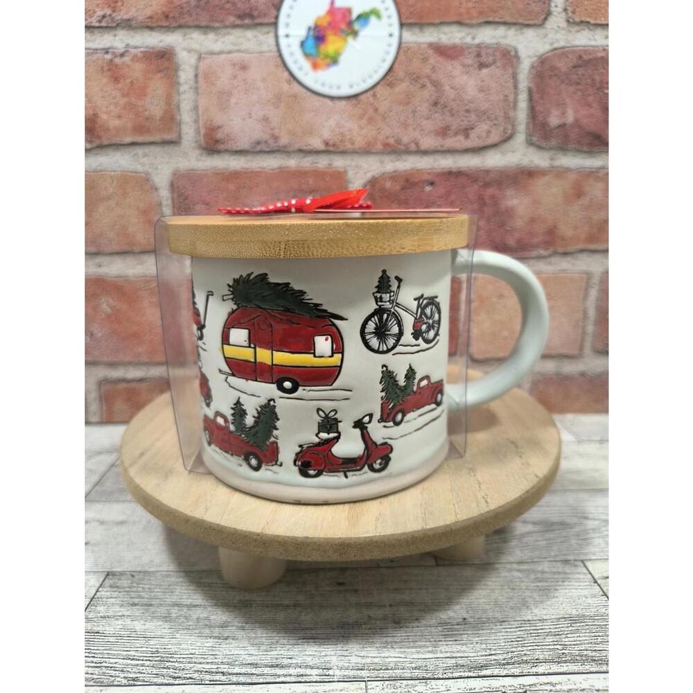 Spectrum Designz Jolly All The Way 17oz Ceramic Coffee Mug With Wooden Lid NWT